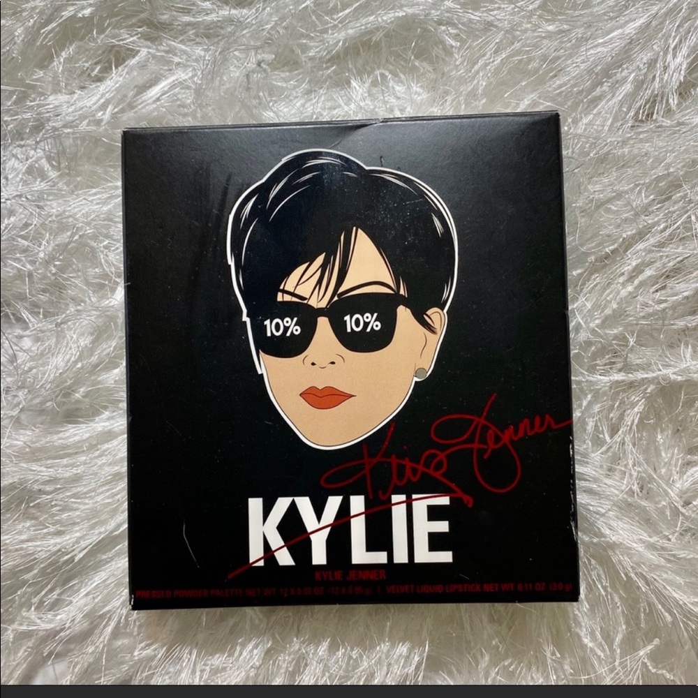 Kylie Cosmetics “Momager” pressed powder palette
